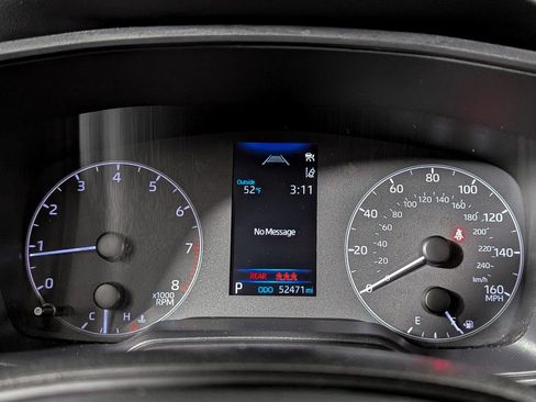 Used 2024 Toyota Corolla LE FWD image 27