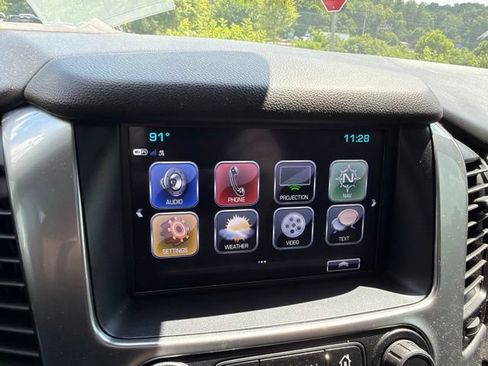 Used 2020 Chevrolet Tahoe LT AWD/4WD image 22