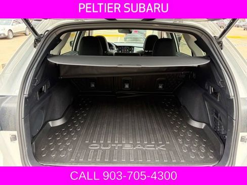 Used 2025 Subaru Outback Onyx Edition AWD/4WD image 19