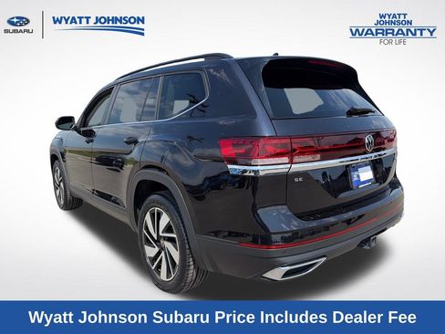 Used 2025 Volkswagen Atlas SE AWD/4WD image 5