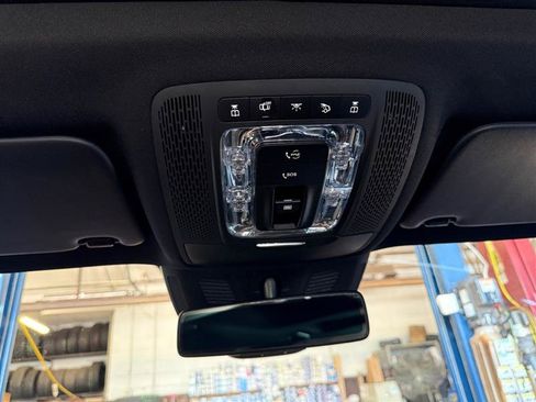 Used 2020 Mercedes-Benz GLB 250 4MATIC image 38