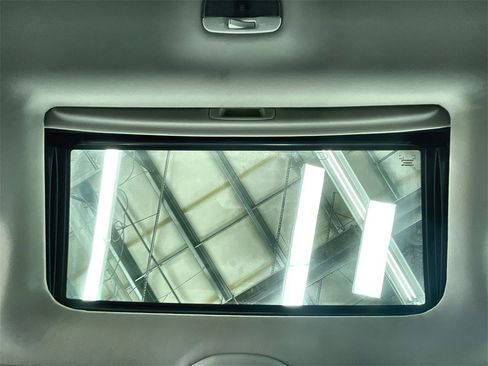 Used 2020 Subaru Legacy Limited image 27