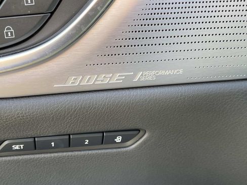 Certified 2025 Cadillac XT6 Premium Luxury w/ Platinum Package image 31