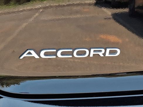 Used 2025 Honda Accord Sport image 29