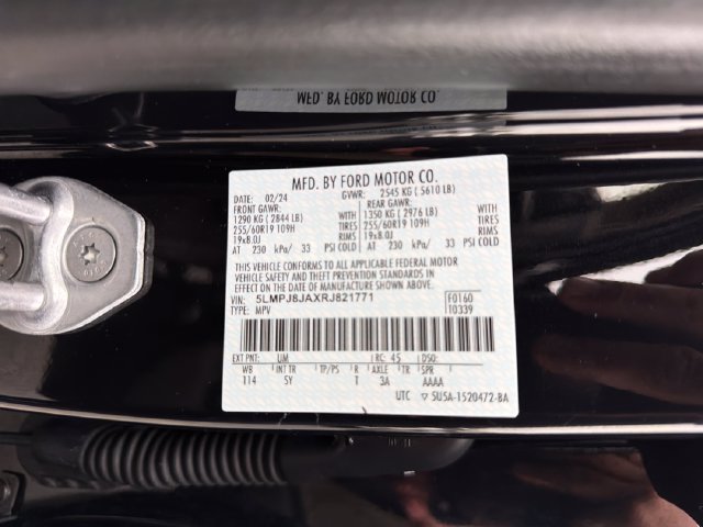 Used 2024 Lincoln Nautilus Premier w/ Equipment Group 102A AWD/4WD image 33