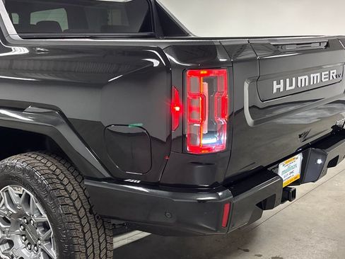 New 2026 GMC Hummer EV 4x4 Crew Cab image 15