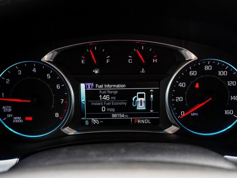 Used 2019 Chevrolet Traverse RS image 27