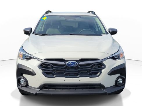 Used 2024 Subaru Crosstrek 2.0i Premium AWD/4WD image 2