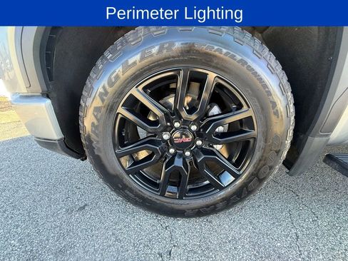 Used 2023 GMC Sierra 1500 Elevation w/ Preferred Package AWD/4WD image 32