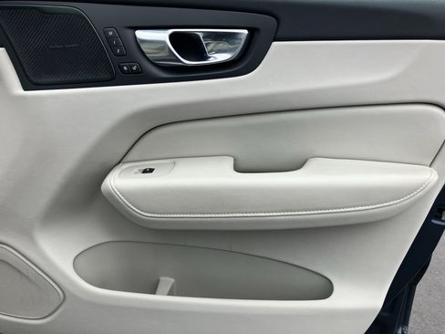 Used 2021 Volvo XC60 T6 Inscription w/ Advanced Package image 30