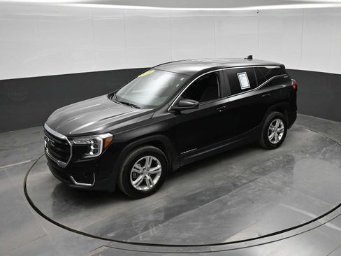 Used 2024 GMC Terrain SLE AWD/4WD image 28