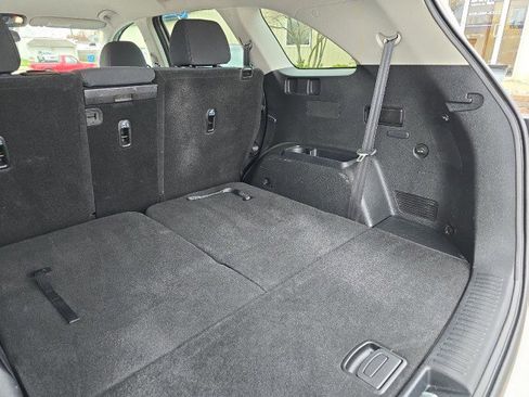 Used 2019 Kia Sorento L image 34