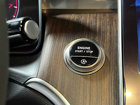 New 2025 Mercedes-Benz GLC 300 4MATIC image 26