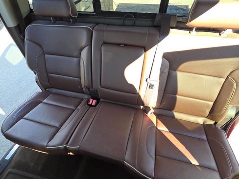 Used 2014 Chevrolet Silverado 1500 High Country w/ High Country Premium Package image 29