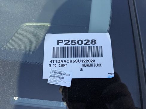 Used 2025 Toyota Camry LE FWD image 36