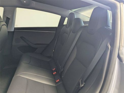Used 2025 Tesla Model 3 RWD image 32