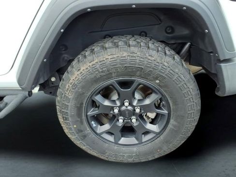 Used 2022 Jeep Wrangler Unlimited Sport AWD/4WD image 14