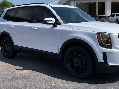 Used 2021 Kia Telluride EX w/ EX Premium Package AWD/4WD image 7