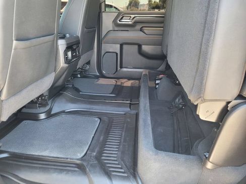 Used 2024 GMC Sierra 2500 AT4 AWD/4WD image 14