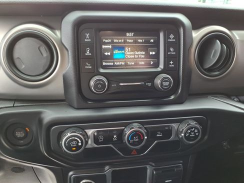 Used 2021 Jeep Wrangler Unlimited Sport image 14