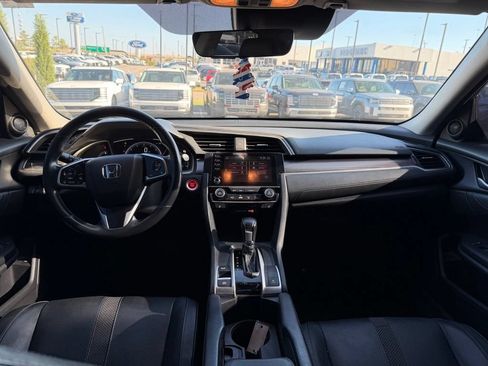 Used 2019 Honda Civic EX-L image 11