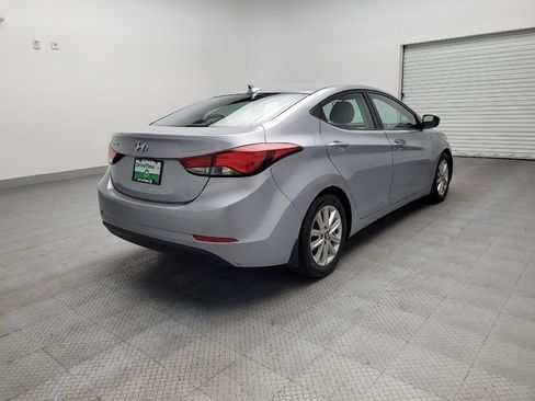 Used 2015 Hyundai Elantra SE w/ Option Group 02 FWD image 9