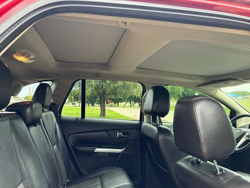 Used 2014 Ford Edge Sport w/ Driver Entry Package image 36