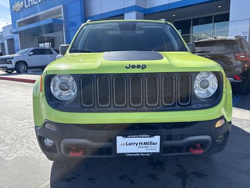 Used 2018 Jeep Renegade Trailhawk image 8