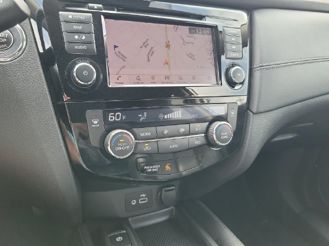 Used 2019 Nissan Rogue SL FWD image 22