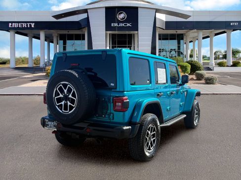 Used 2020 Jeep Wrangler Unlimited Rubicon AWD/4WD image 3