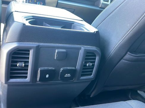 Used 2018 Ford F150 XLT w/ Equipment Group 302A Luxury AWD/4WD image 33