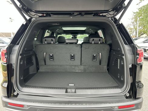 New 2026 GMC Acadia Elevation w/ Elevation Premium Package image 23