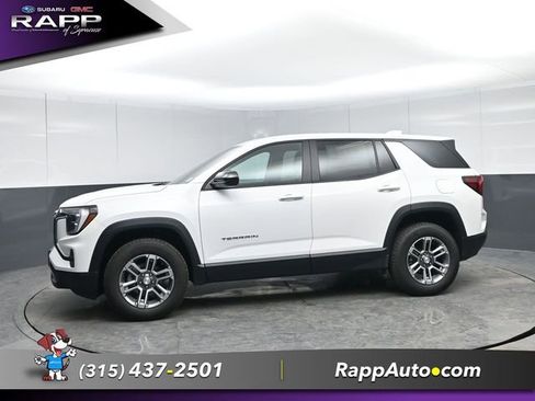 Used 2026 GMC Terrain Elevation w/ LPO, Floor Liner Package image 4