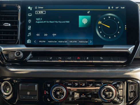 Used 2024 Chevrolet Silverado 2500 LTZ w/ LTZ Plus Package image 38