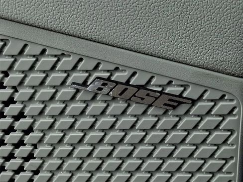 Used 2025 Hyundai Elantra Limited image 22