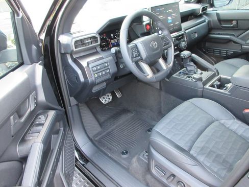 Used 2026 Toyota 4Runner TRD Sport Premium AWD/4WD image 13