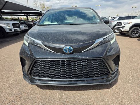New 2023 Toyota Sienna XSE w/ XSE Plus Package AWD/4WD image 2