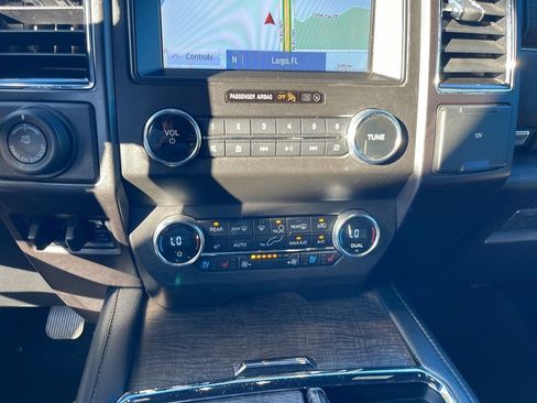 Certified 2021 Ford Expedition Limited image 23