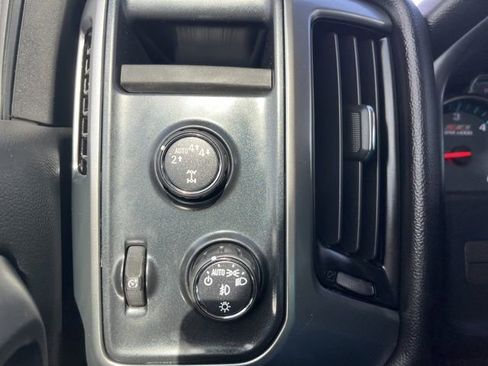 Used 2017 Chevrolet Silverado 1500 LT w/ All Star Edition image 28