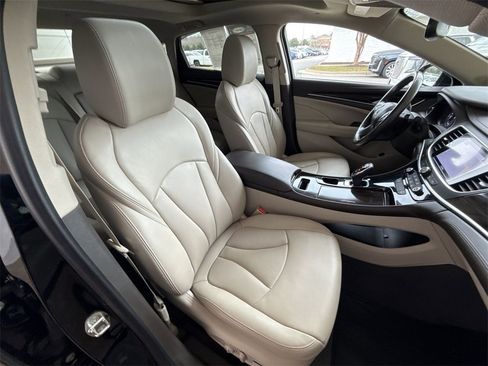 Certified 2019 Buick LaCrosse Essence w/ Sun and Shade Package image 28