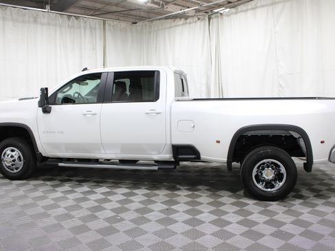 Used 2024 Chevrolet Silverado 3500 LT w/ Convenience Package RWD image 32