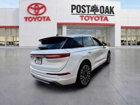 Used 2020 Lincoln Corsair Reserve w/ Appearance Package image 18