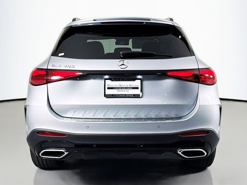 New 2026 Mercedes-Benz GLC 300 image 3