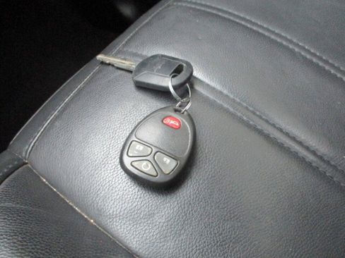 Used 2014 Chevrolet Captiva Sport LT w/ Convenience Package image 37