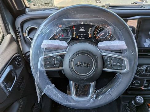 New 2026 Jeep Wrangler Unlimited Sahara AWD/4WD image 18