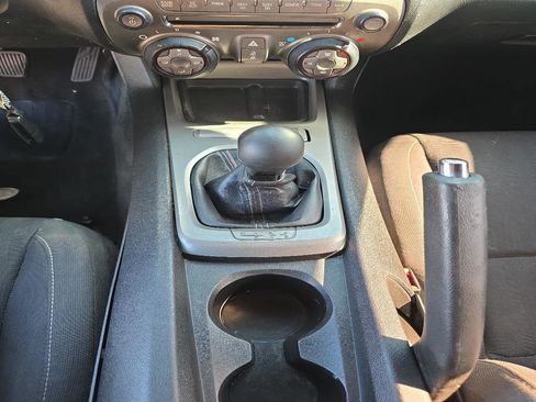 Used 2012 Chevrolet Camaro LS RWD image 17
