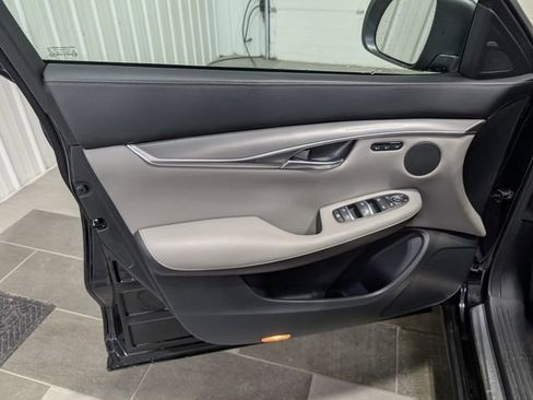 Used 2023 INFINITI QX50 Luxe AWD/4WD image 13
