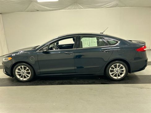 Used 2020 Ford Fusion Energi Titanium image 6