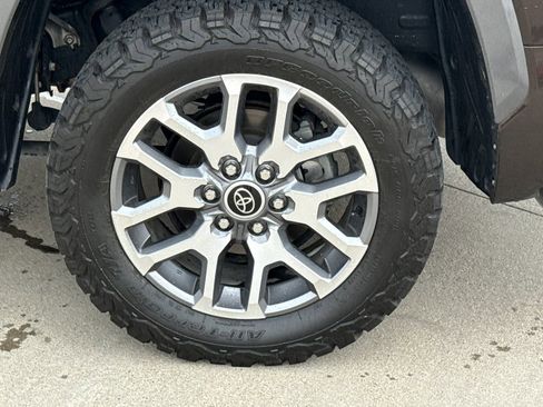 Used 2022 Toyota Tundra 1794 Edition image 10