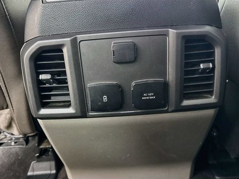 Used 2019 Ford F150 XLT w/ Equipment Group 302A Luxury AWD/4WD image 29